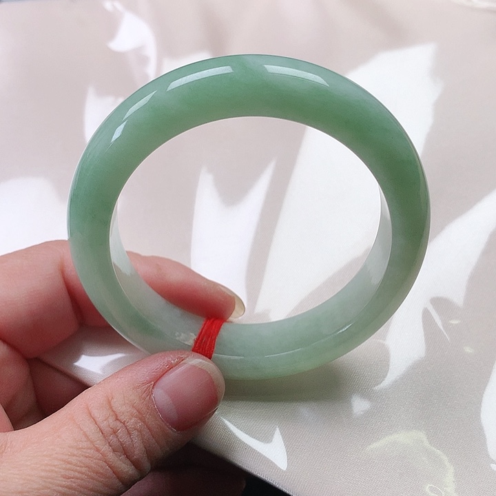 翡翠手镯未镶嵌翡翠119