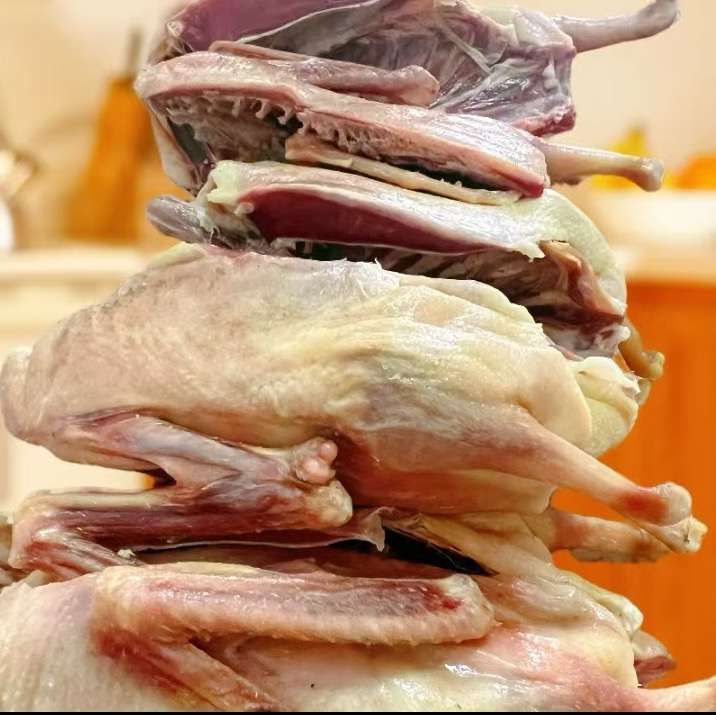 安徽特产风干咸鹅切大块皖西大白鹅放养300天当年老鹅手工腌制