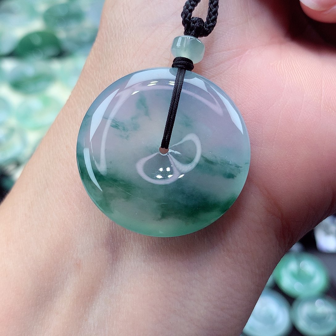 翡翠未镶嵌颈饰编号85尺寸29.9-5.8