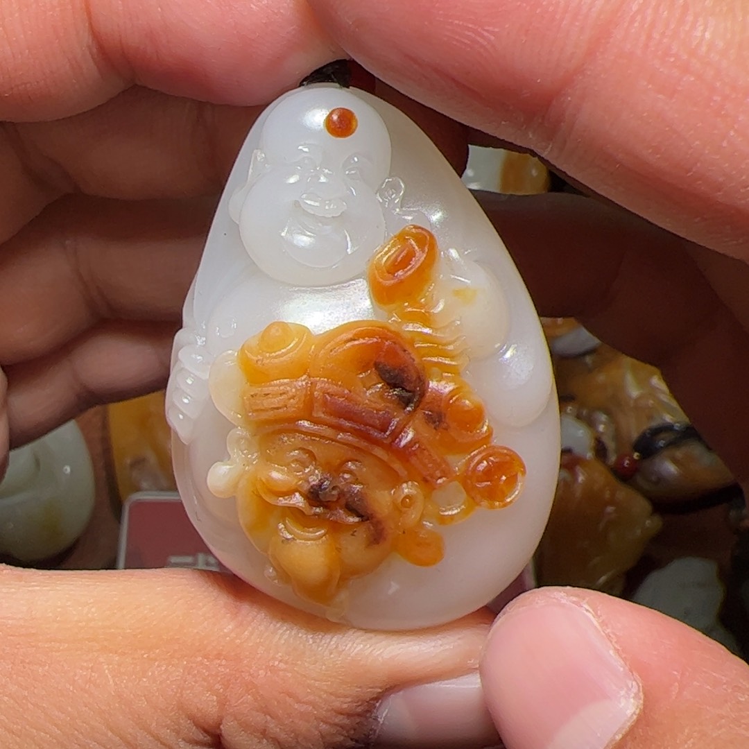 和田玉颈饰未镶嵌