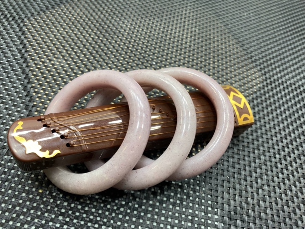 佘太翠紫玉手镯多样 发1个