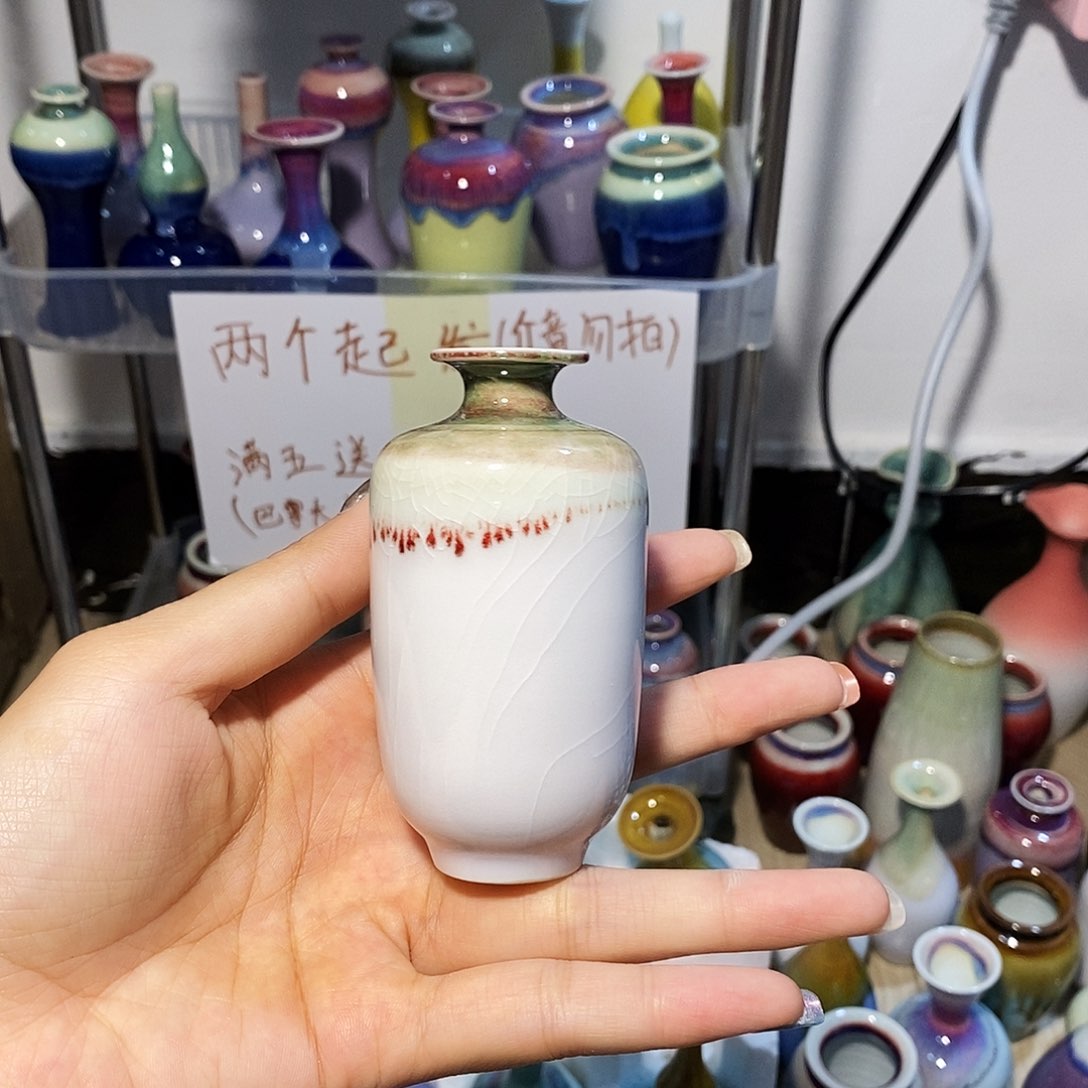 摆件巴掌大不插花景德镇高温陶瓷小花器