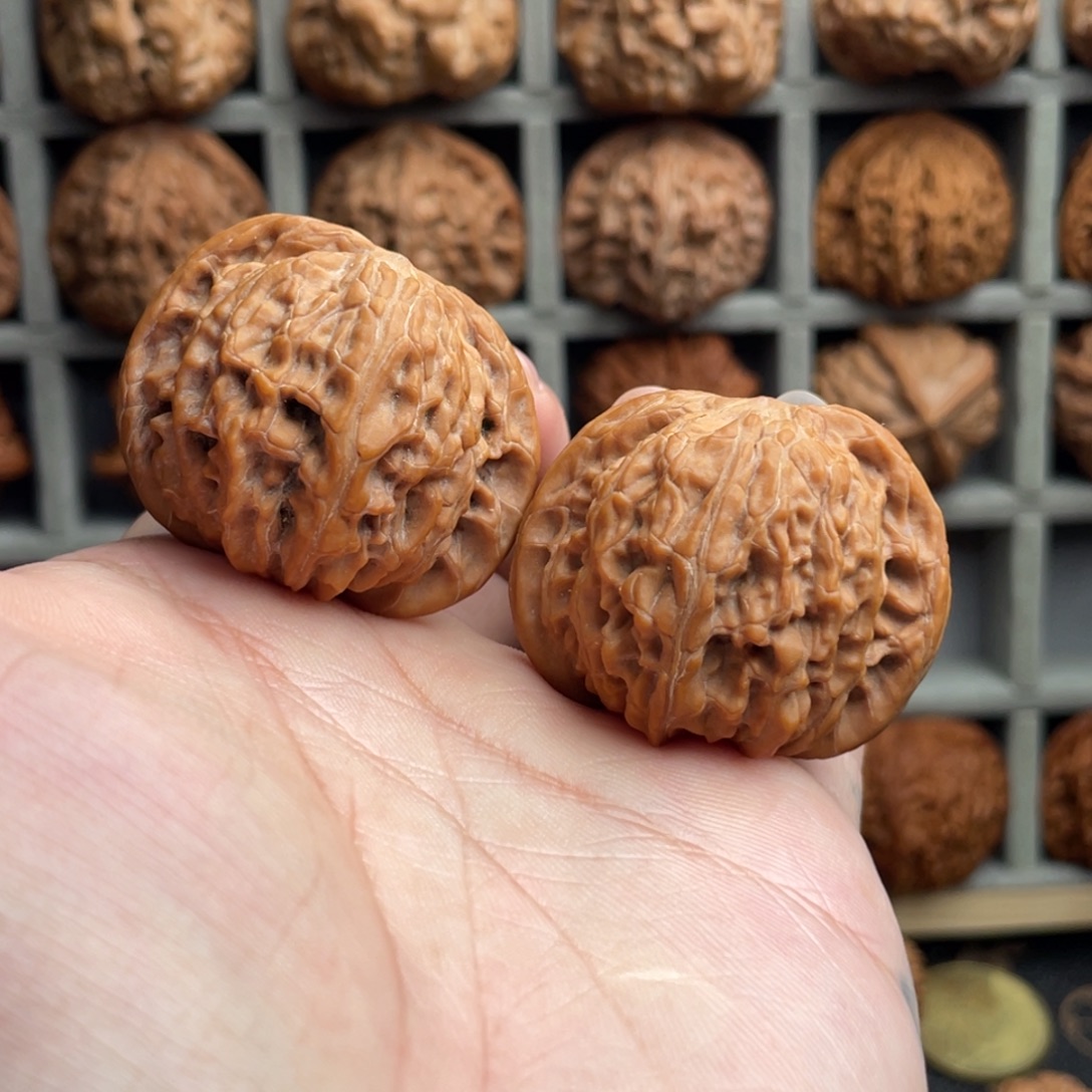 核桃把件39➕无修对歪山地磨盘