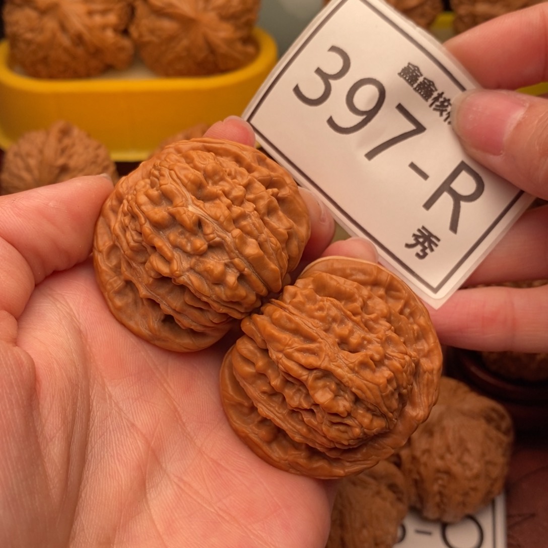 文玩核桃把件汉高楼43