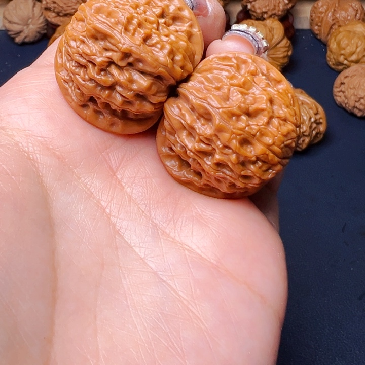 文玩核桃吊坠磨盘33