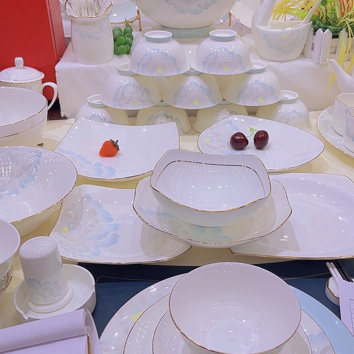 45%以上骨粉骨瓷不描金邂逅自由组合