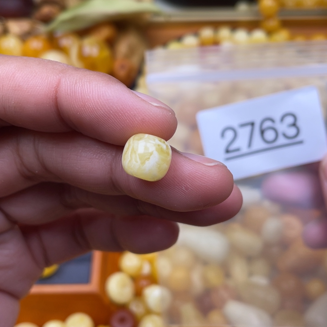 琥珀珠宝奇石未镶嵌?***.小坑