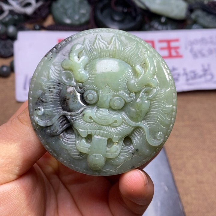 和田玉把件未镶嵌