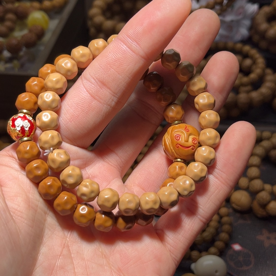 吊坠猴头核桃9+龙岩奶酪全品无瑕无药