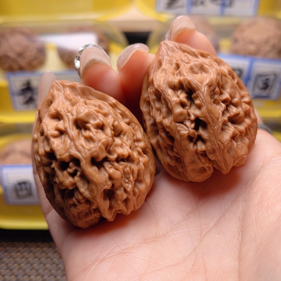 文玩核桃把件火苗