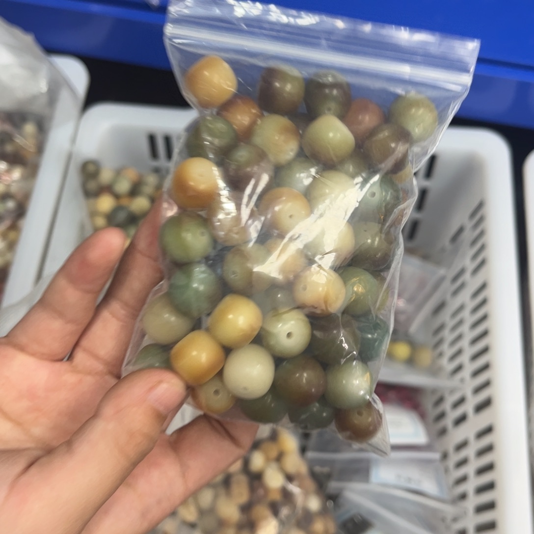 【闪购商品】白玉菩提吊坠q14mm 50+10 糖心蛋