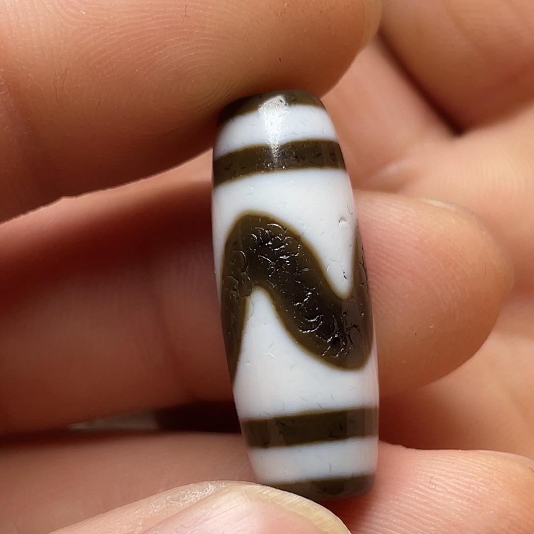 玛瑙/玉髓颈饰未镶嵌鲨*