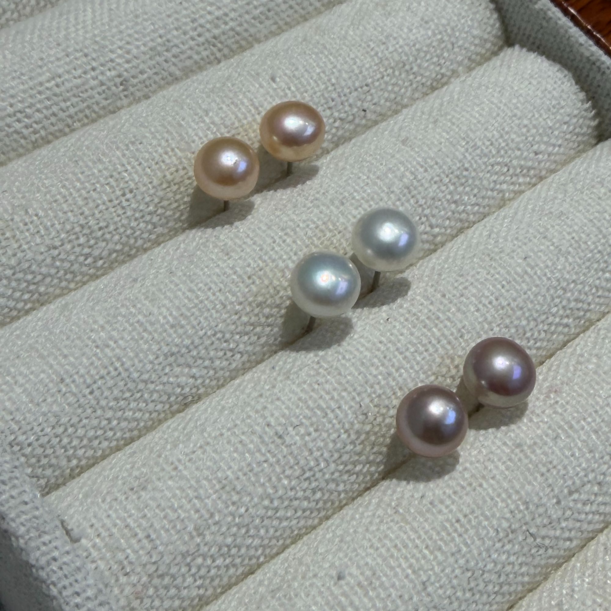 淡水6-7mm极光馒头素色耳钉