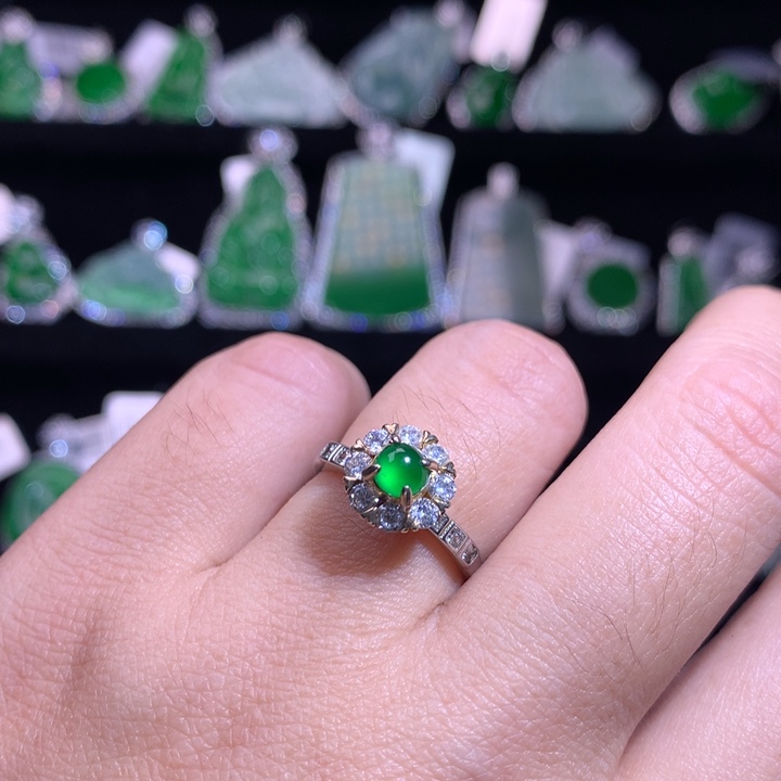 【闪购商品】银S925镶嵌戒指翡翠