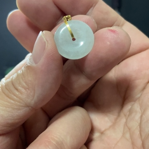 翡翠颈饰18K金镶嵌好看