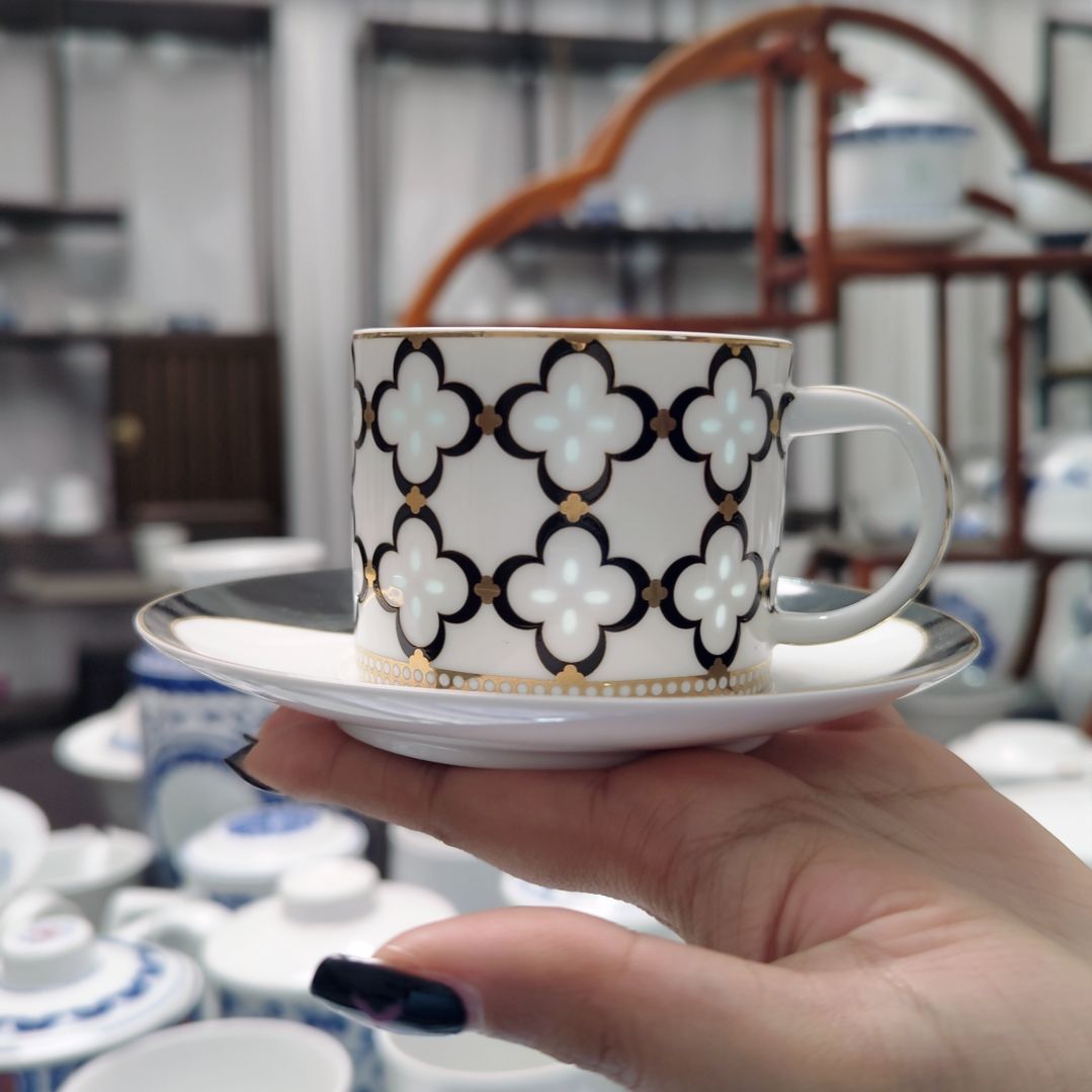 陶瓷璀璨咖啡杯一杯一碟颜色随机发