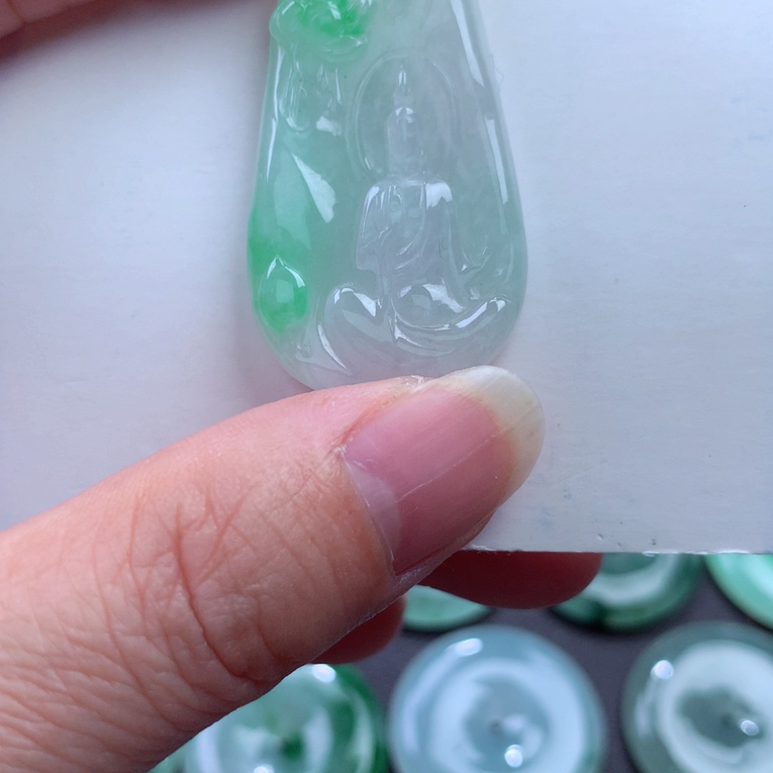 翡翠吊坠(不含链)18K金镶嵌