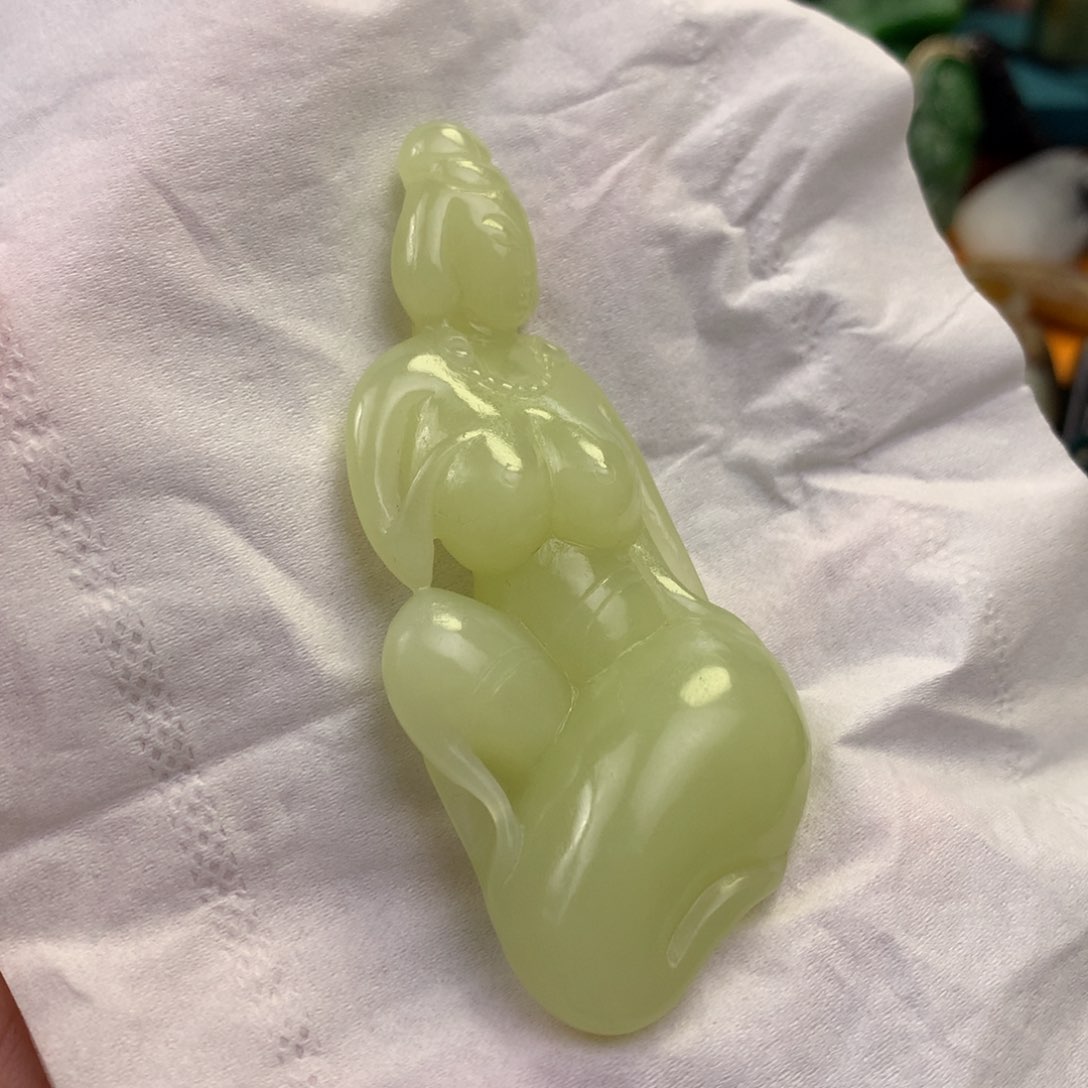 和田玉颈饰未镶嵌