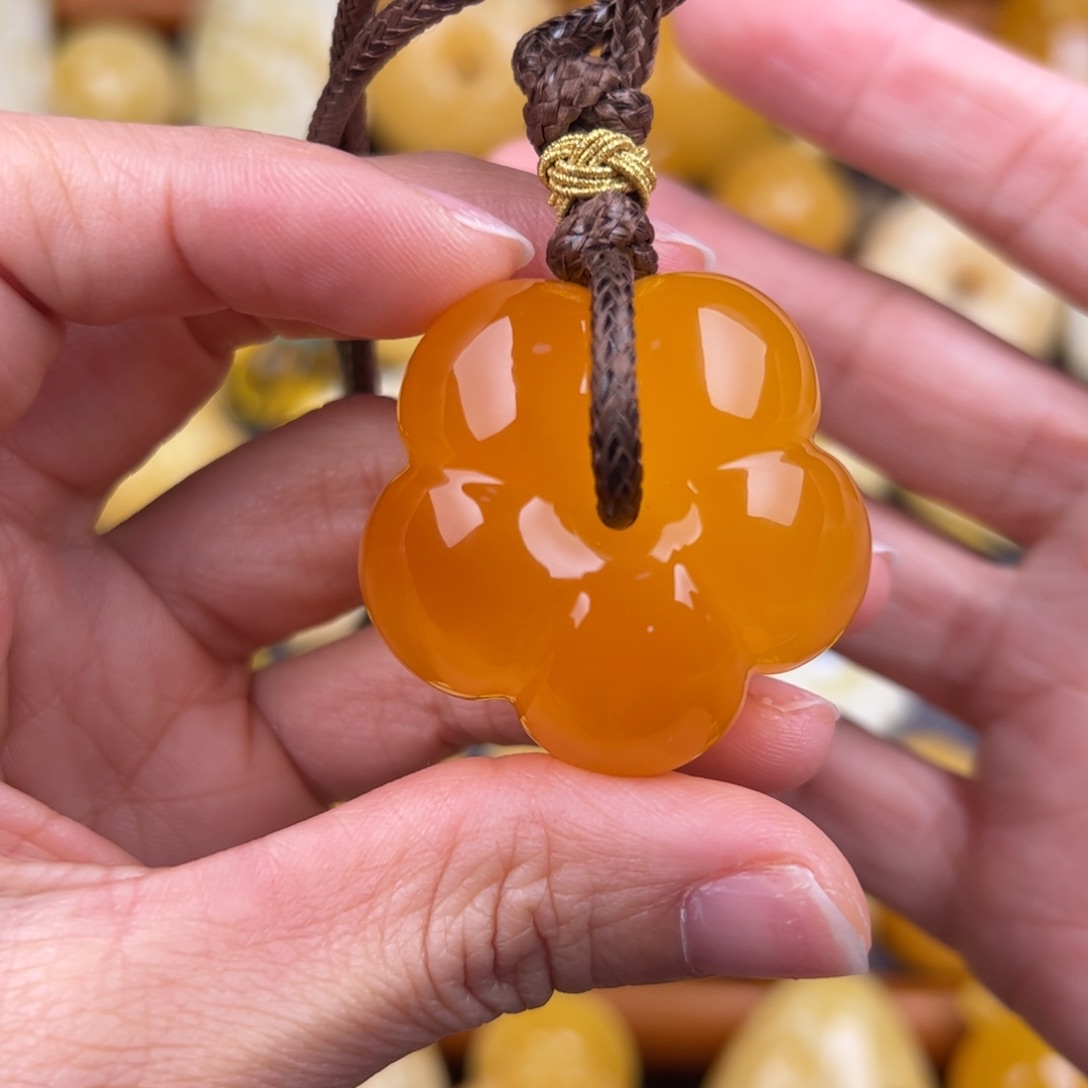 琥珀颈饰未镶嵌纯天然琥珀蜜蜡无优化