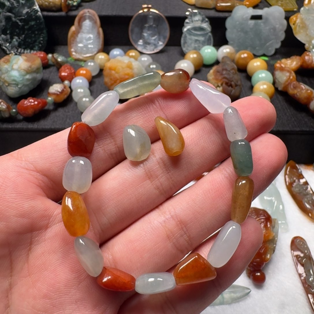 翡翠手链未镶嵌不****啊