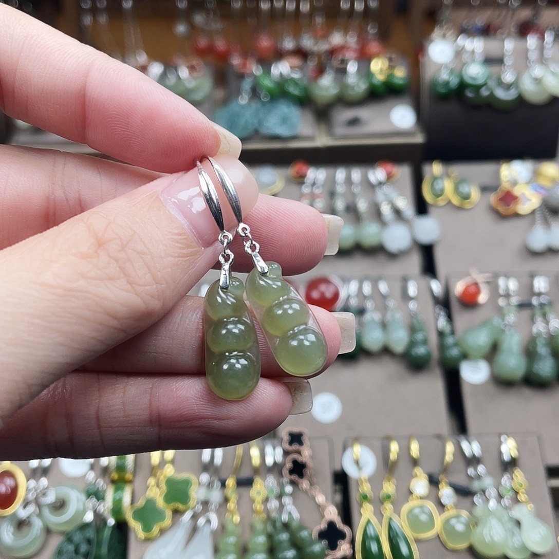 和田玉银S925镶嵌耳饰