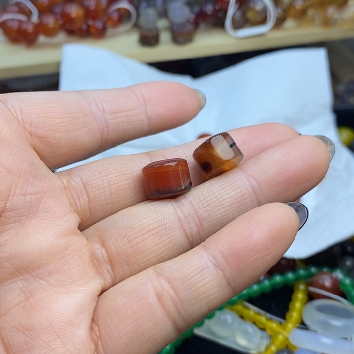 人***茶玛瑙/玉髓未镶嵌手链