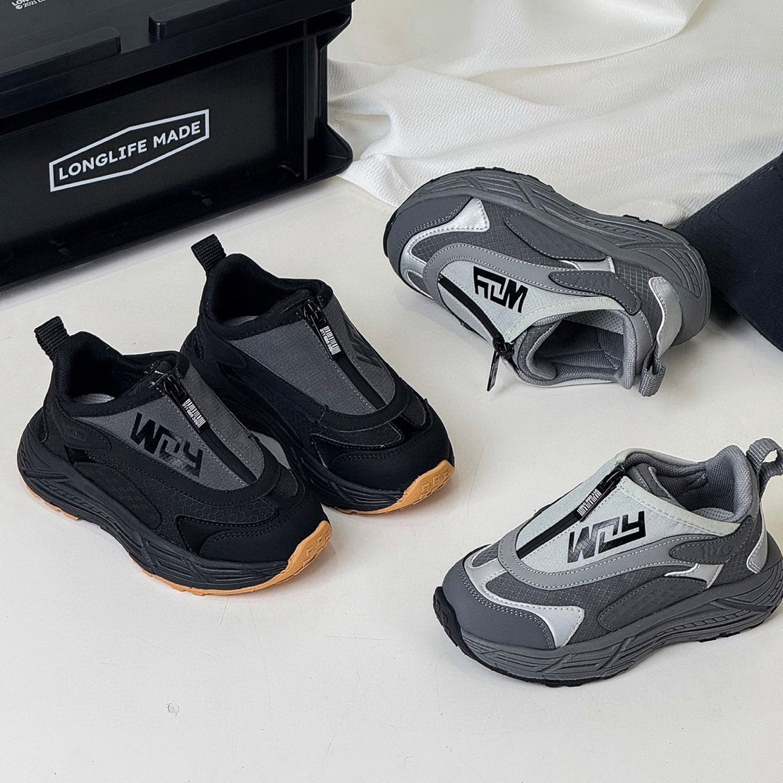 儿童秋季轻便登山鞋运动鞋户外厚底步鞋