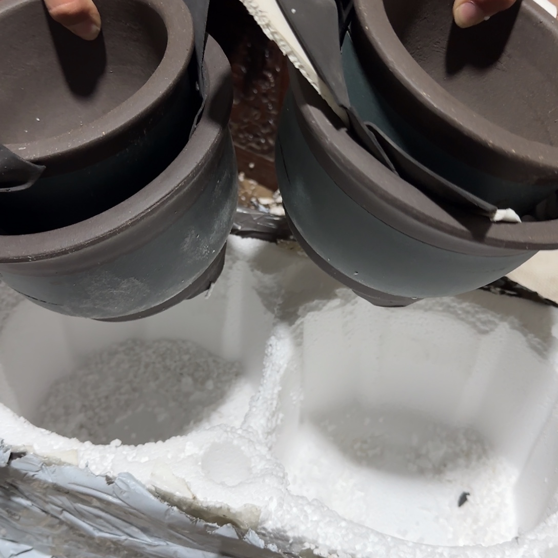 段泥花盆瑕疵也是