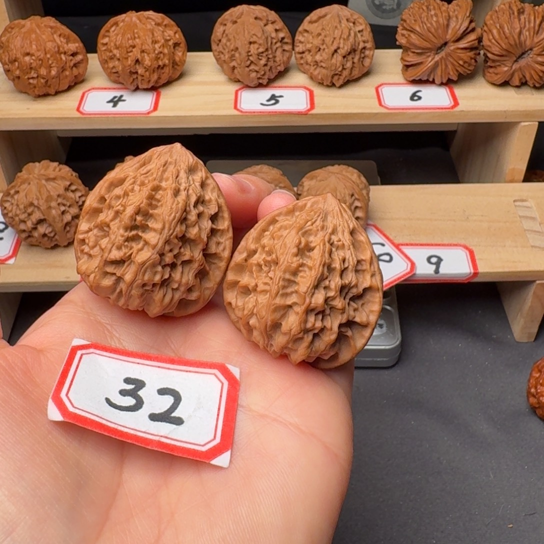 文玩核桃把件全品38尺野牛