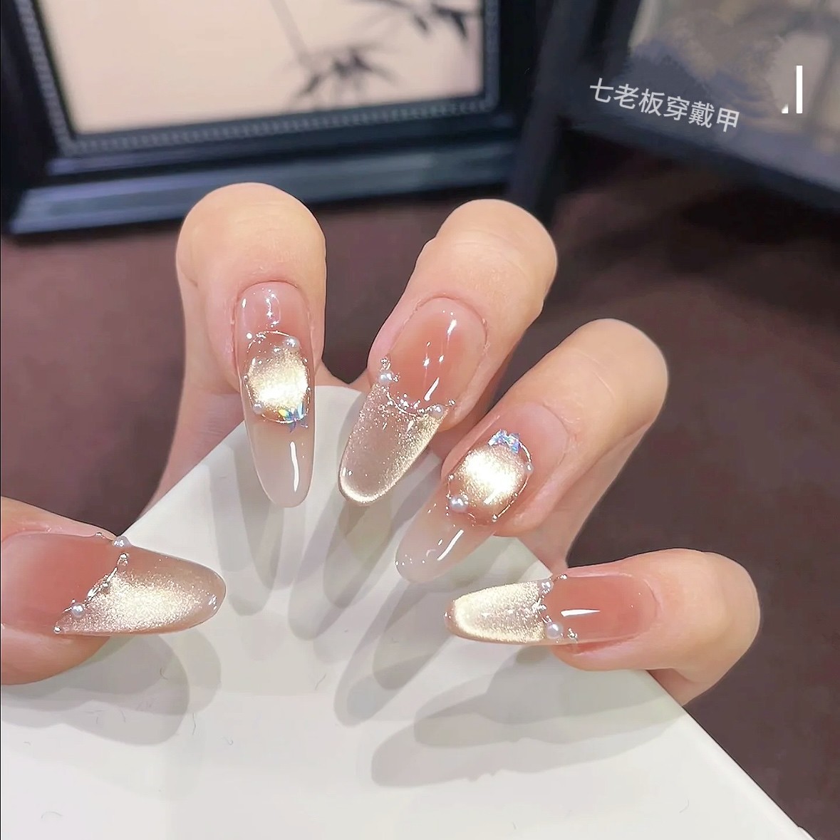【一见倾心】手工穿戴甲10片装可拆卸宠粉爆款气质美甲贴W
