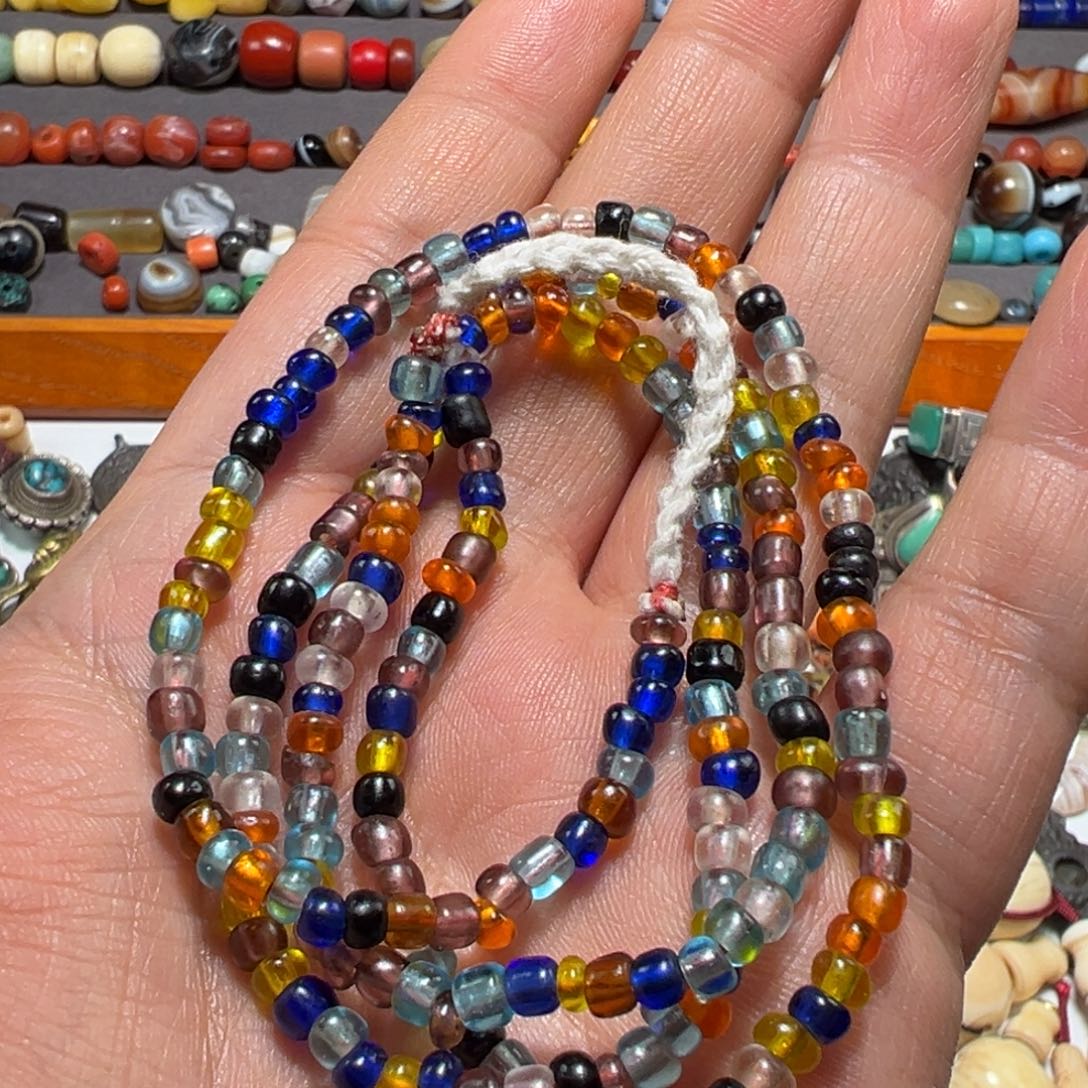 颈饰玻璃墨白藏传出品26