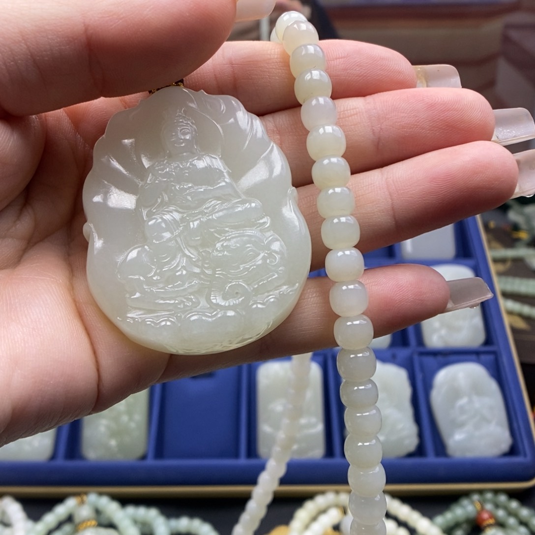 和田玉颈饰未镶嵌扛*