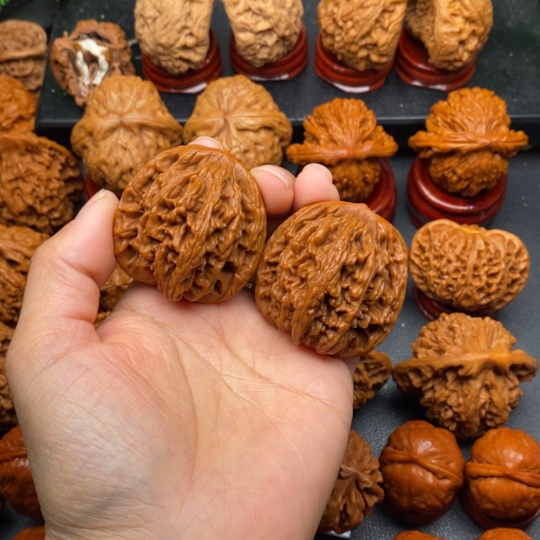 文玩核桃把件41虎头