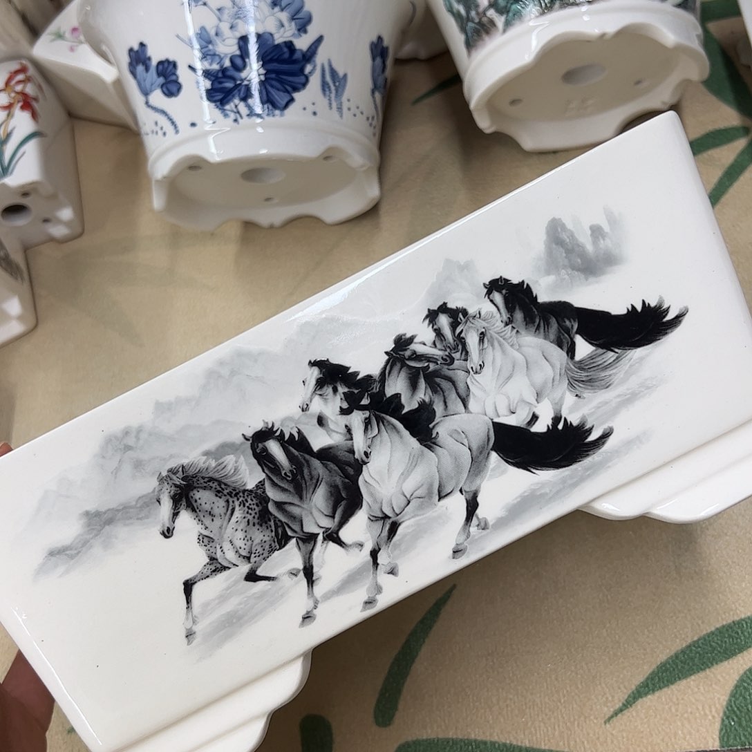 紫砂花盆783号瑕疵边不直里面裂纹处理介意勿拍