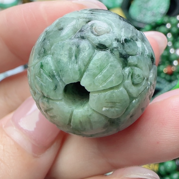 翡翠未镶嵌颈饰天然A货26