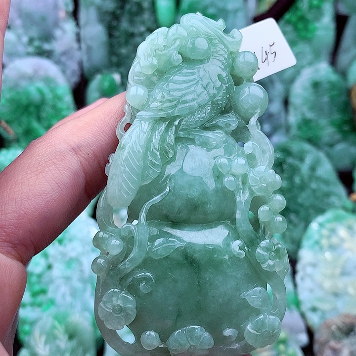 翡翠吊坠(不含链)未镶嵌