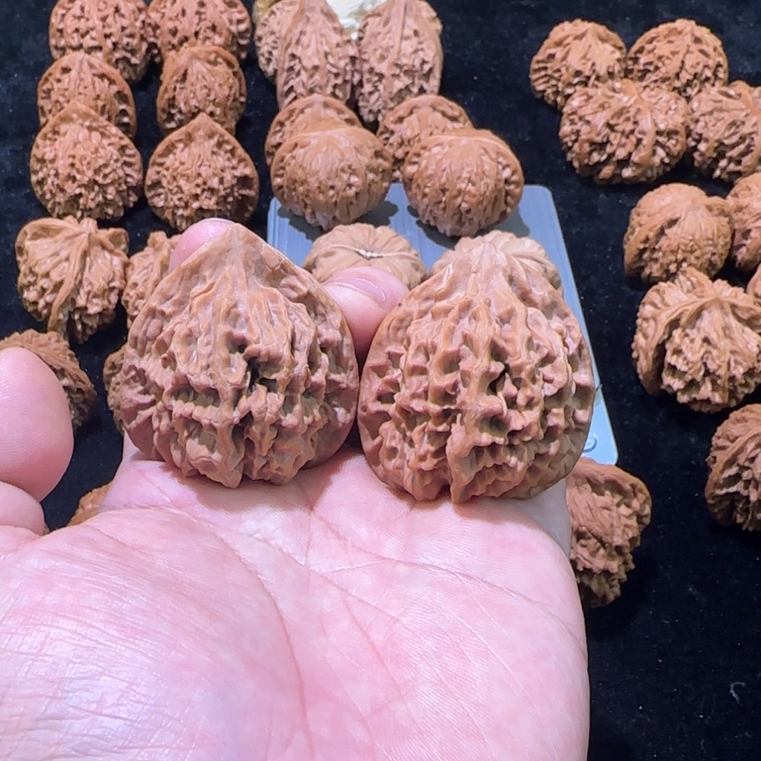 把件文玩核桃43鱼鳞纹官帽