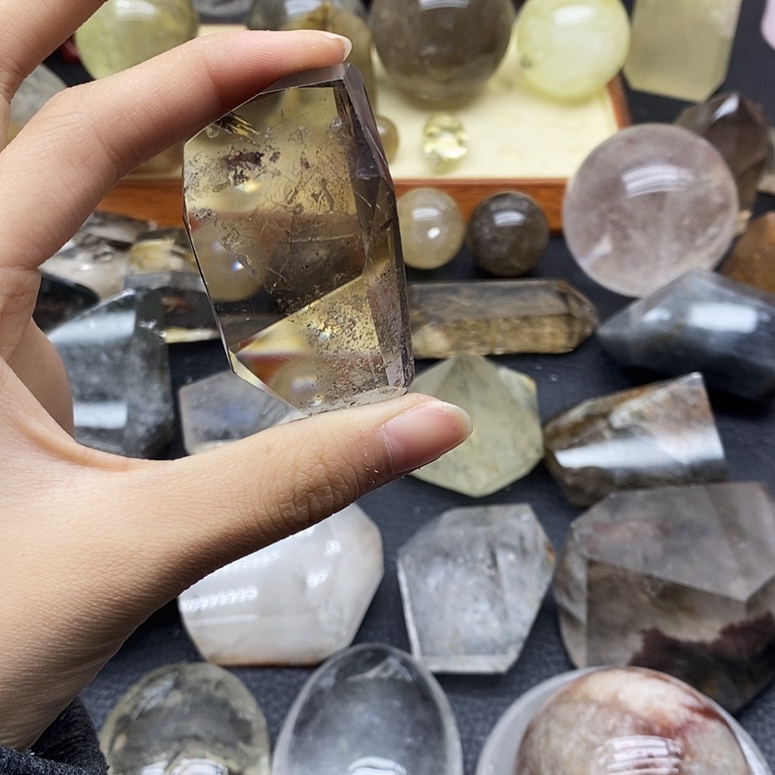 未镶嵌水晶珠宝半成品198水晶石
