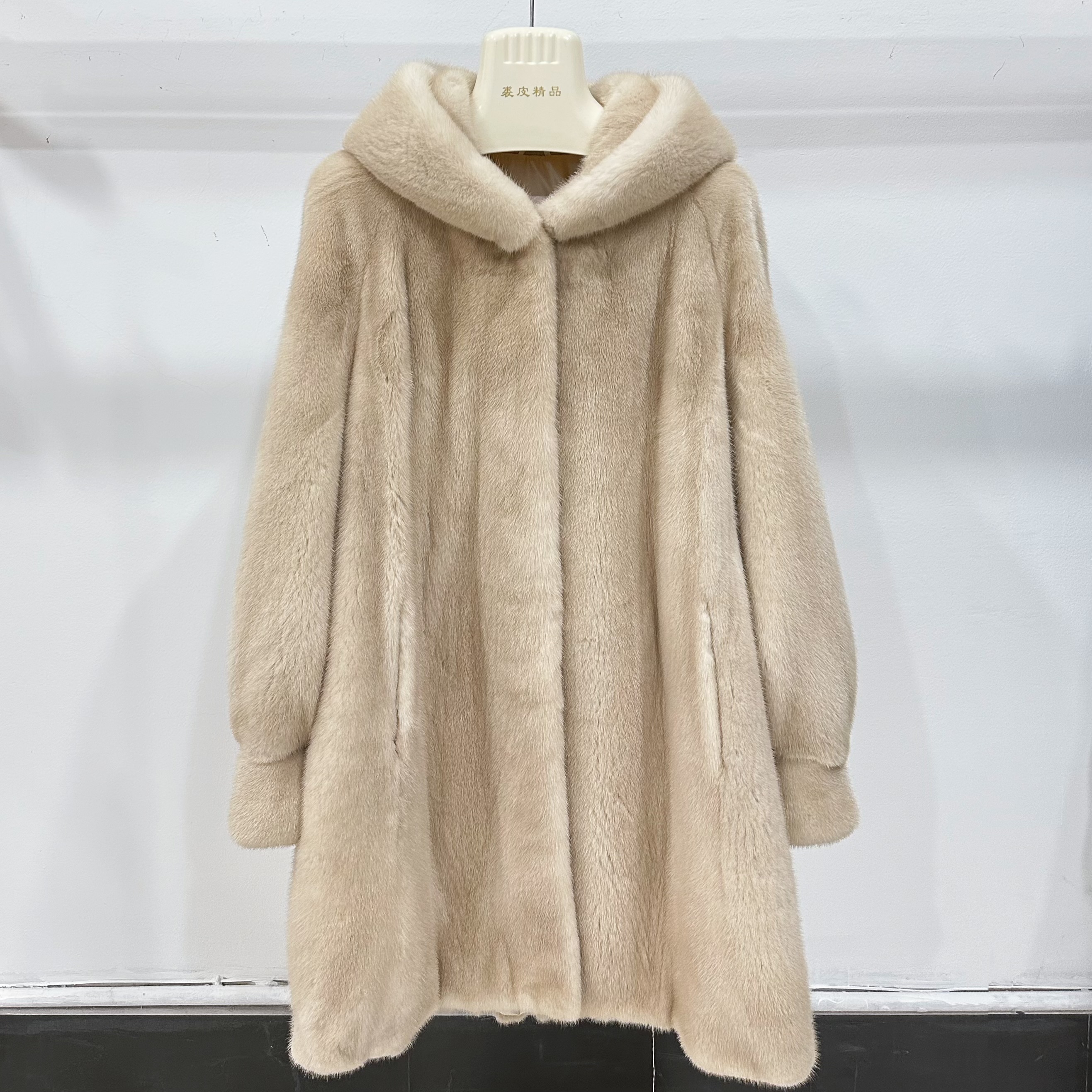 【云貂纪】进口水貂连帽显瘦宽松版六浪位皮草外套女