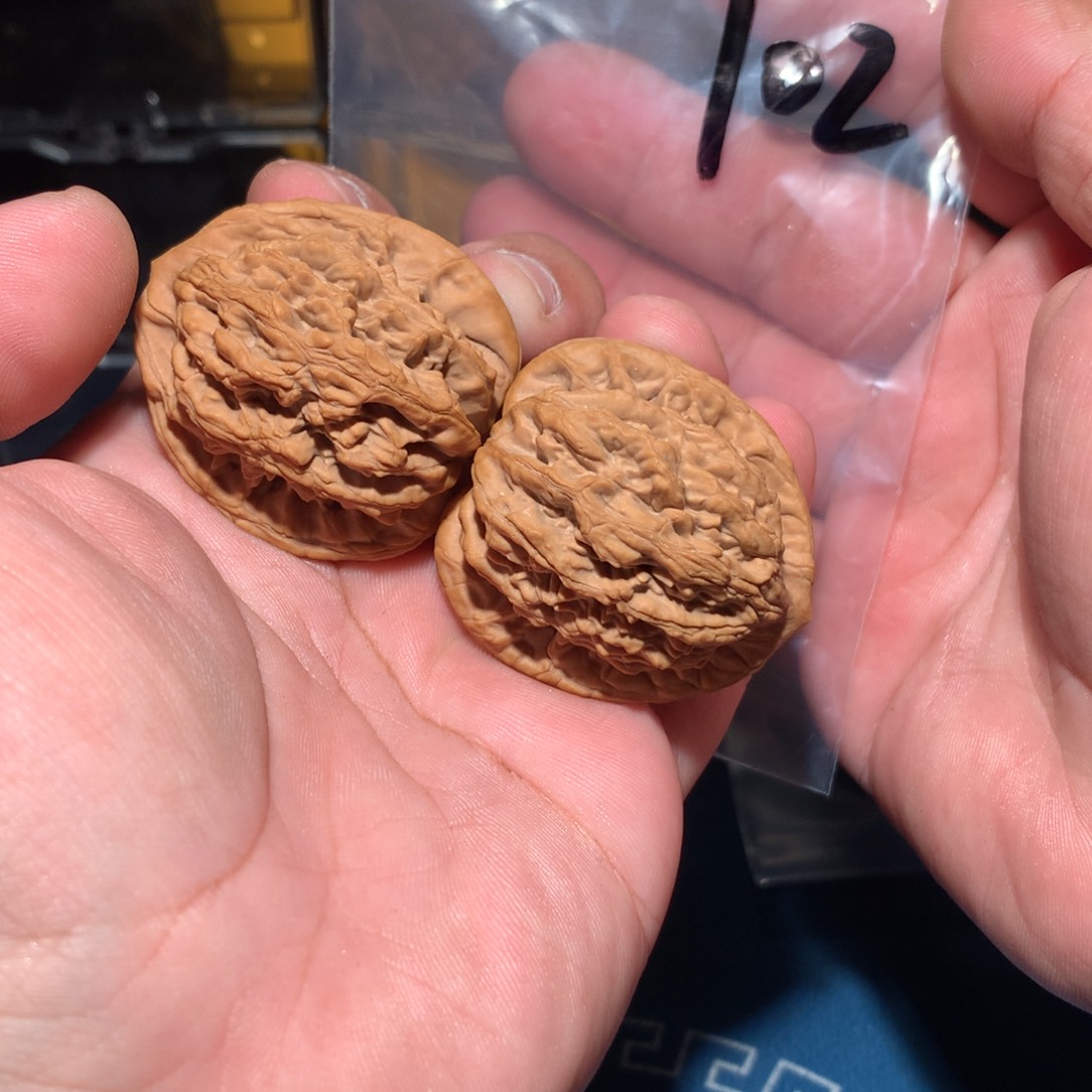 文玩核桃吊坠，虎头 102 