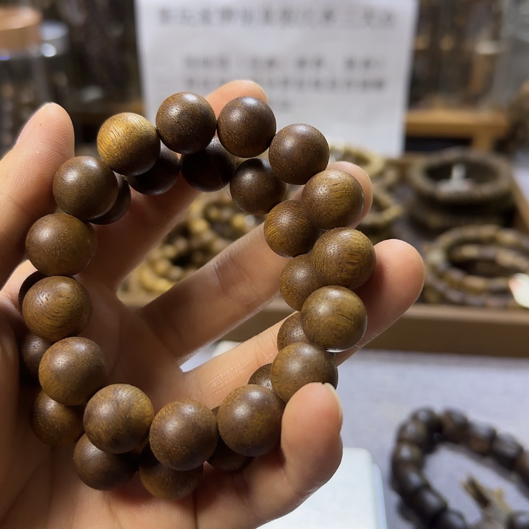 沉香香囊沉香14圆珠白棋单圈