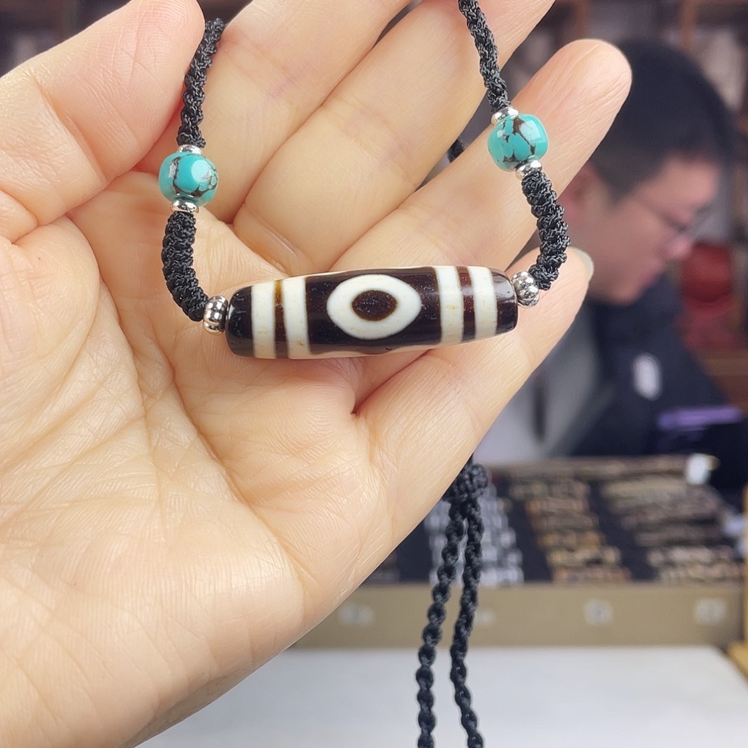 玛瑙/玉髓合金颈饰行运