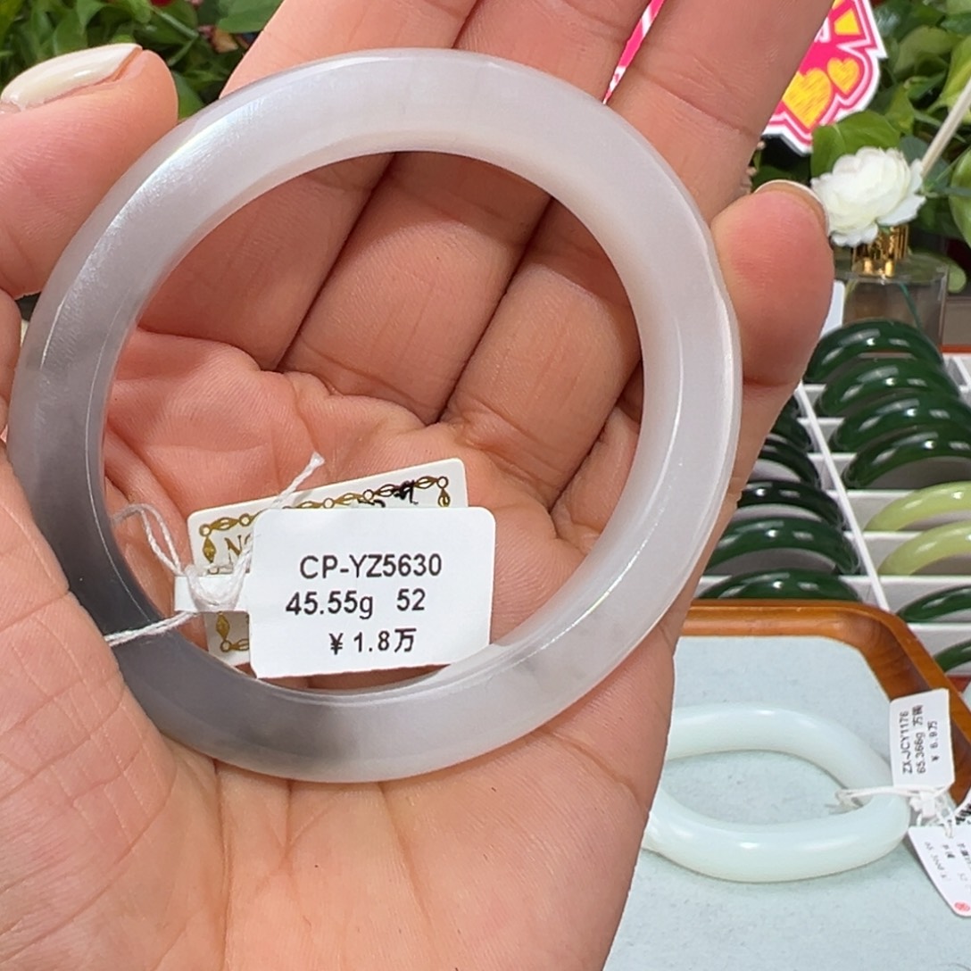 和田玉未镶嵌手镯和田玉青海料贵妃镯52-