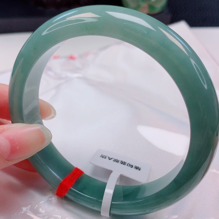 翡翠未镶嵌手镯60圈
