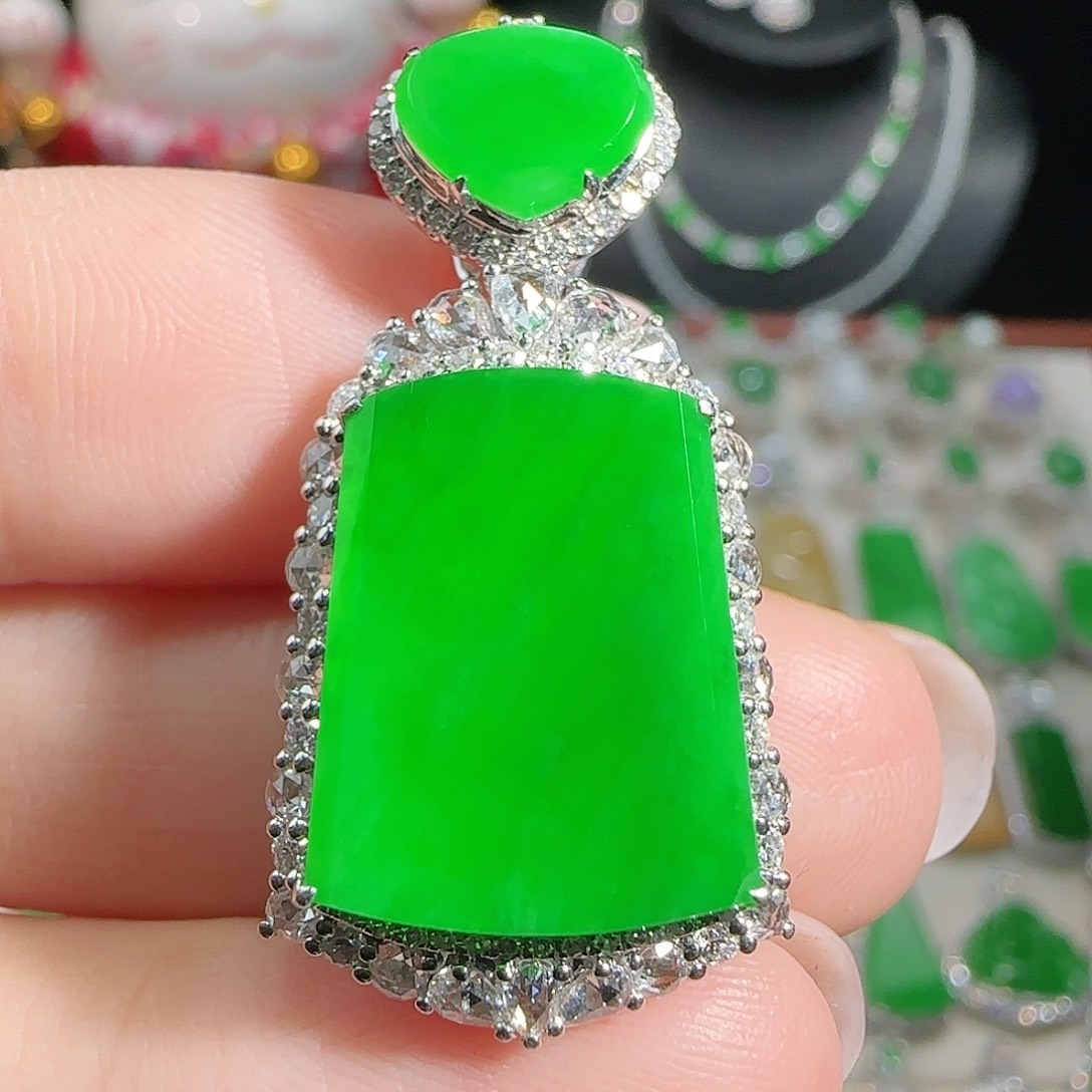 翡翠18K金镶嵌吊坠(不含链)