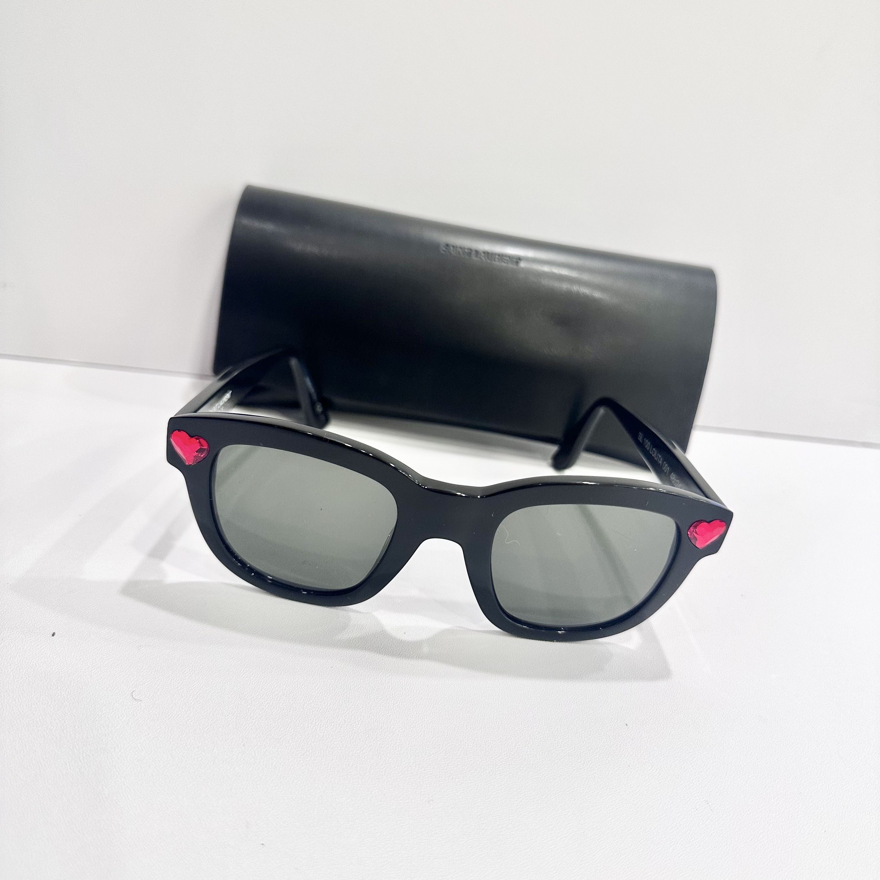 99新 YSL/圣罗兰 7姐专场/黑色爱心墨镜