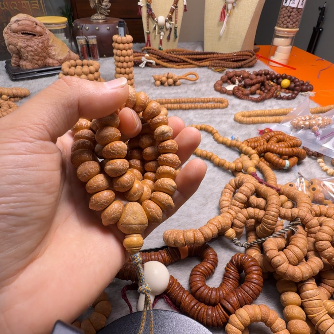小***-吊坠凤眼菩提54颗大肠