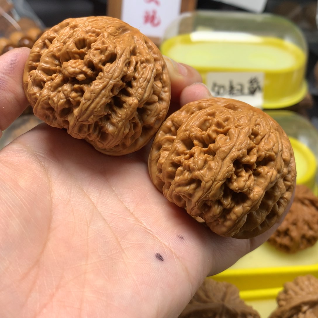 文玩核桃把件48粗筋