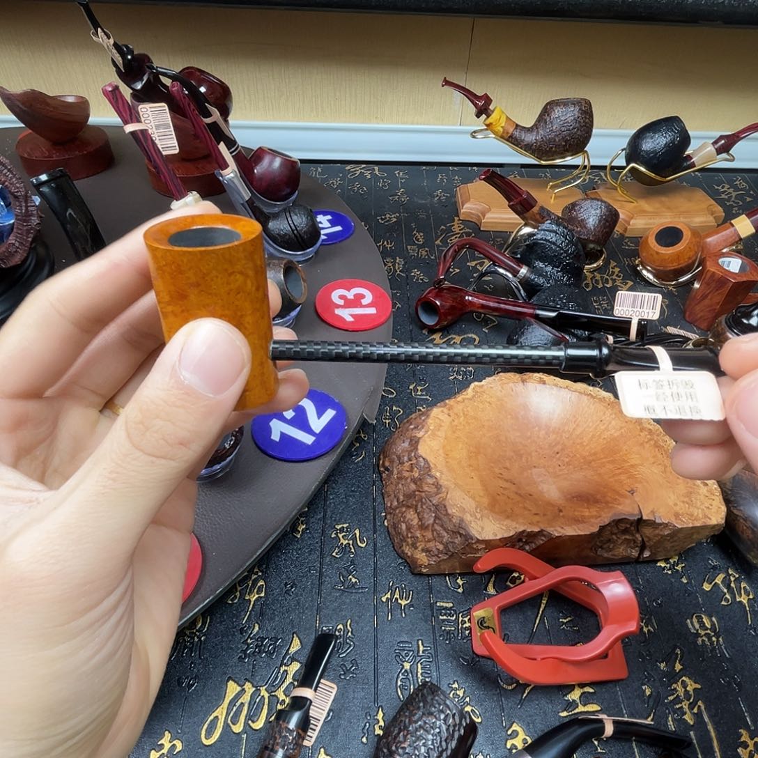 大叶紫檀（黑酸枝木类）