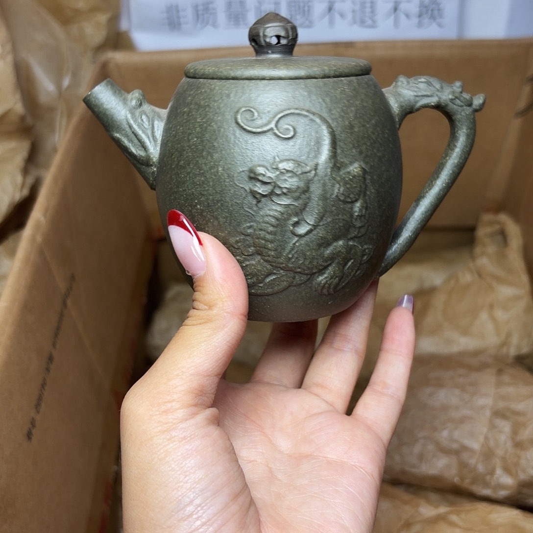 甄选宜兴本土紫砂壶